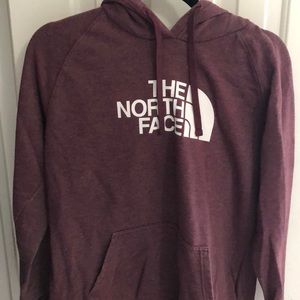 women’s north face hoodie
